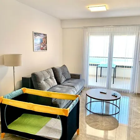 Dalmatino Apartment Makarska
